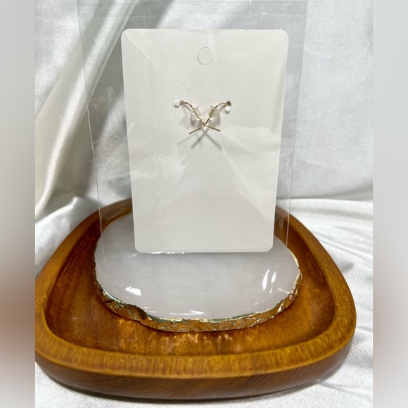 Bee Honeycomb Earrings - Picture 3 of 4